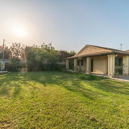Corfu House In River Potamos (Corfu)