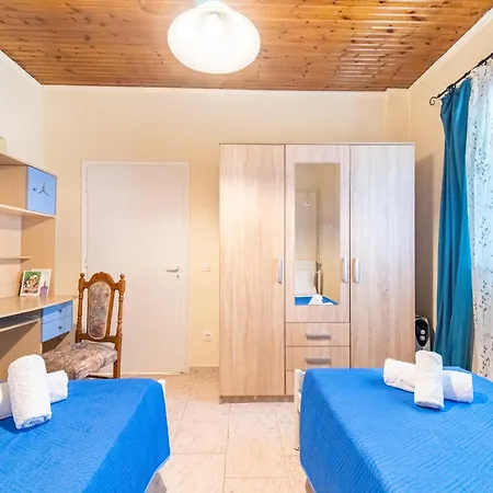 Corfu House In River * Potamos (Corfu)
